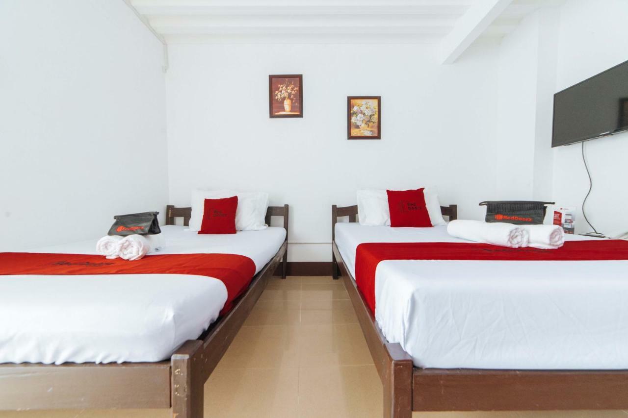 Отель Reddoorz Near Davao Medical School Foundation Экстерьер фото
