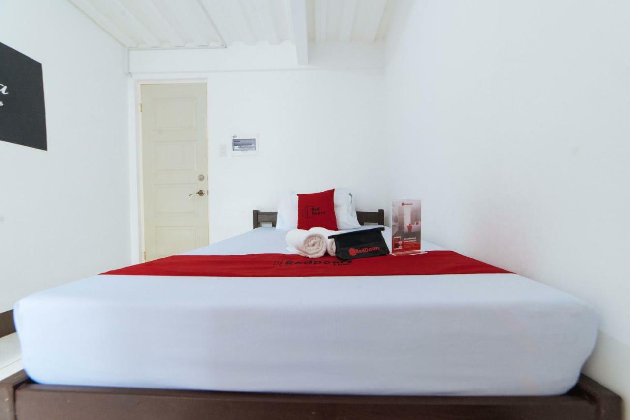 Отель Reddoorz Near Davao Medical School Foundation Экстерьер фото